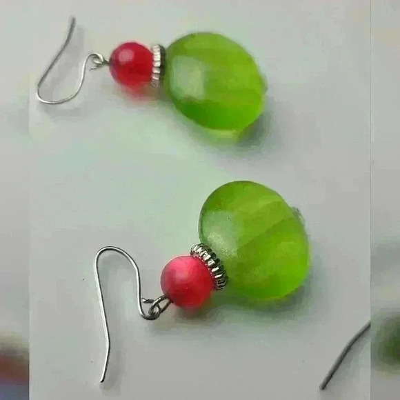 Vintage green red earrings bundle of 2 - Picture 7 of 14